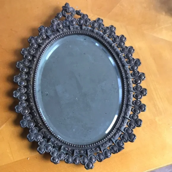 Mirror - Vintage - Beveled Glass - Picture 1 of 7